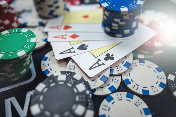 royalbet188 platform interface showing sports betting, live dealer, and slot games